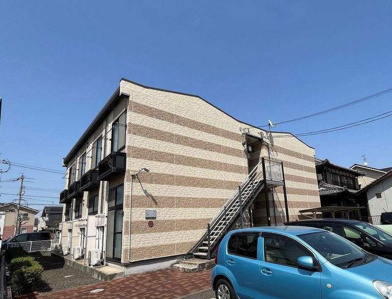 レオパレス東尾道 外観