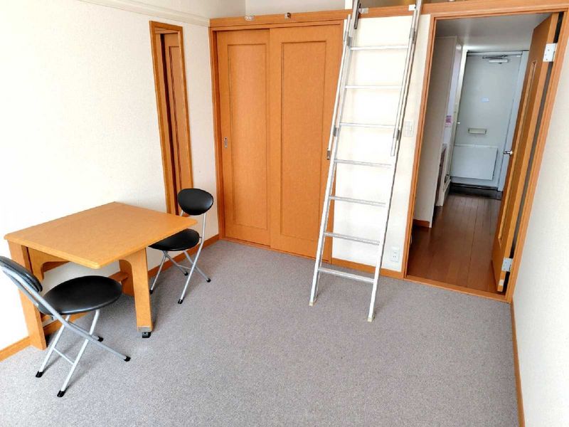 leopalace KAWASHI 거실