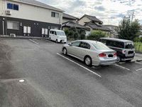 レオパレス池垣 駐車場