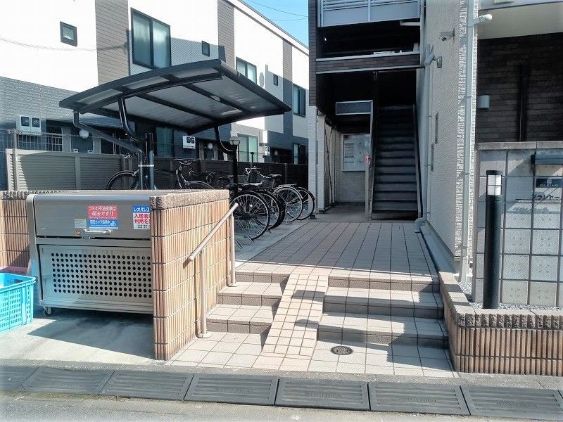 クレイノプランドール エントランス