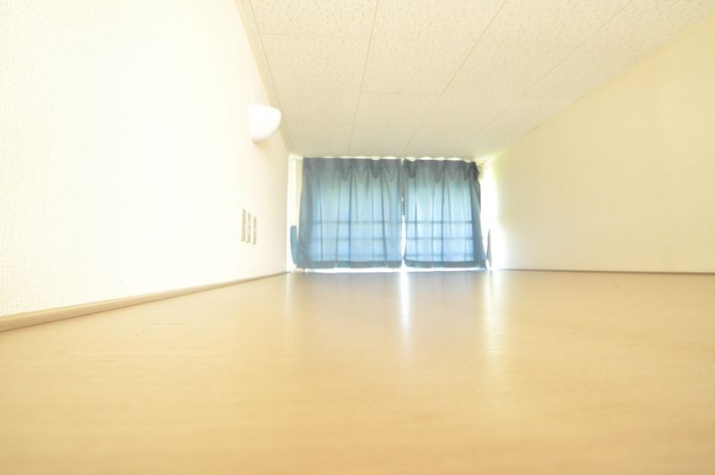 レオパレスララポート清水元町 収納