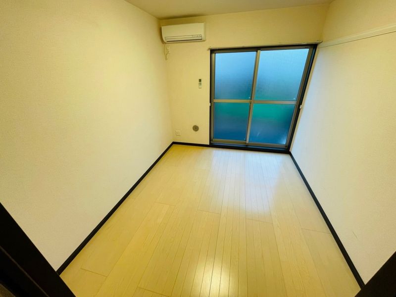 LEONEXT K III Bedroom