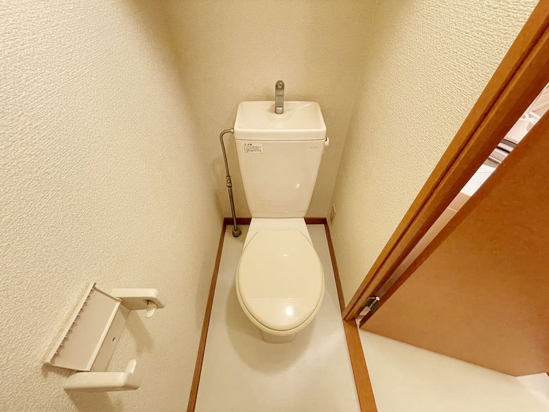 レオパレスボヌール トイレ