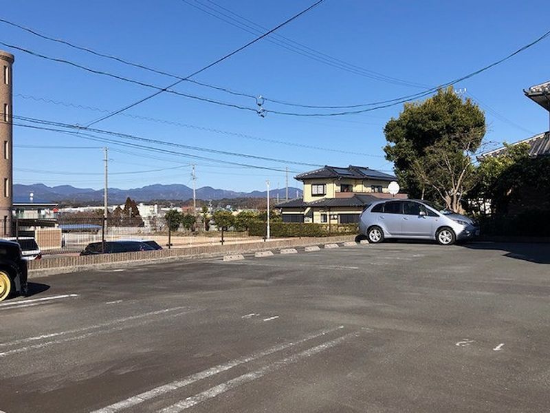 レオパレス山竹Ⅱ 駐車場