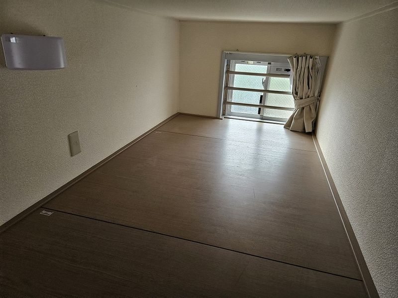 レオパレスメルベーユ　昭和 寝室