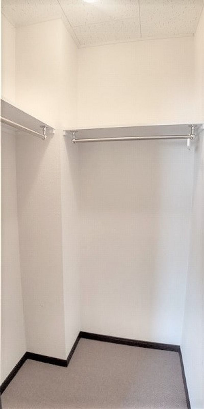 レオネクストシャローｆ 収納
