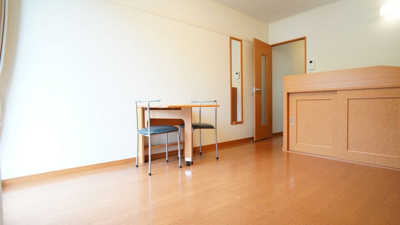 レオパレスＥＮＮ 居間