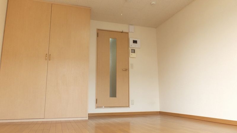 レオパレス陽光邸 居間