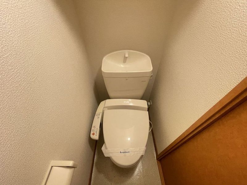 レオパレスＩＢＵＫＩ トイレ