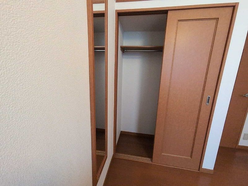 レオパレスエバラ 収納