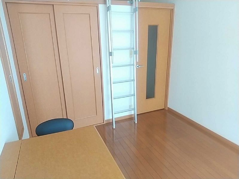 レオパレスコスモス 寝室