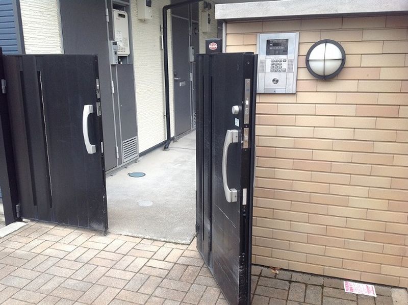 レオパレスエスポワール桜木町 セキュリティ