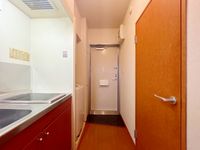 レオパレス若宮 玄関