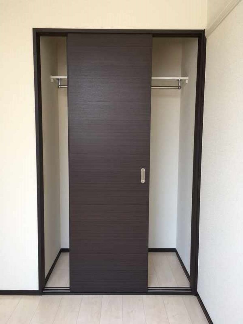 クレイノル　リアン 収納