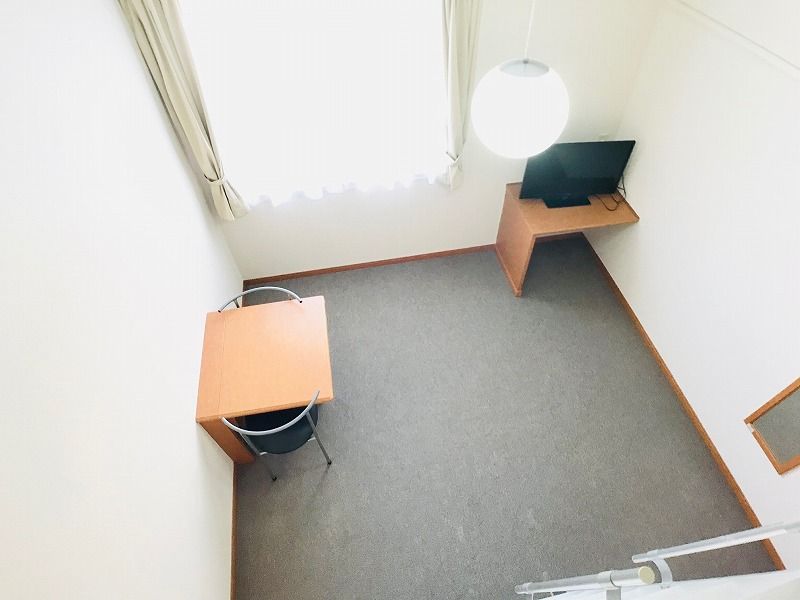 レオパレスプラテリーアⅡ 居間