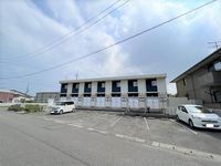 レオパレスチェリッシュ 駐車場
