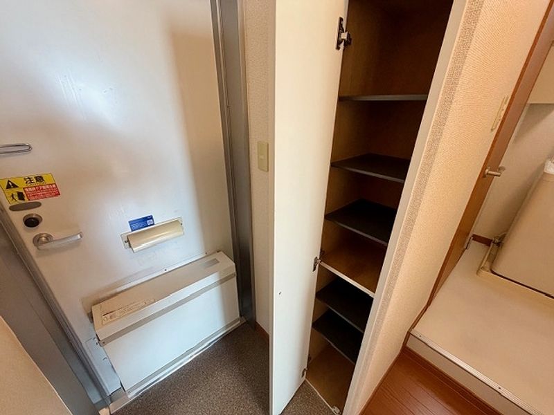 leopalace Hanamizuki Entrance