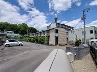 レオパレスエリカ 駐車場