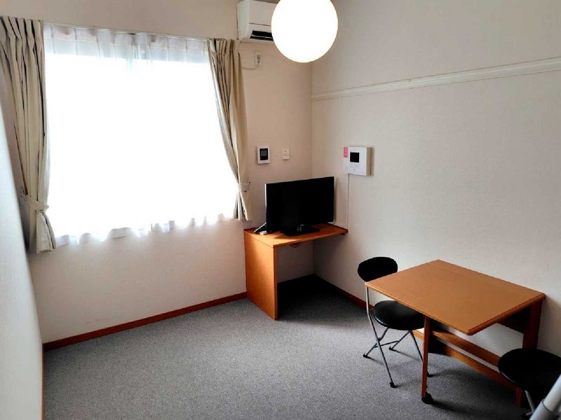 leopalace KAWASHI 거실