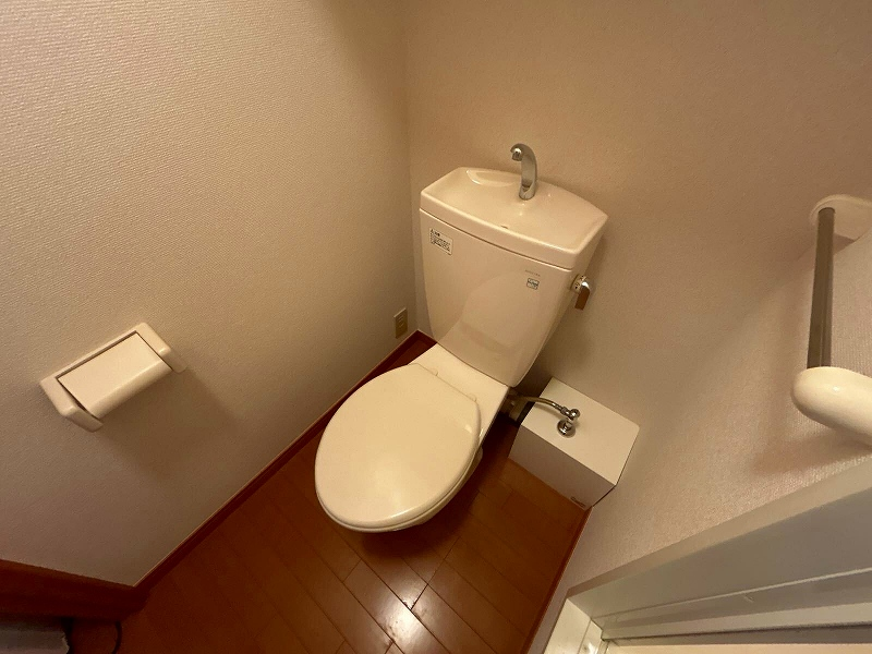 レオパレス目白通 トイレ