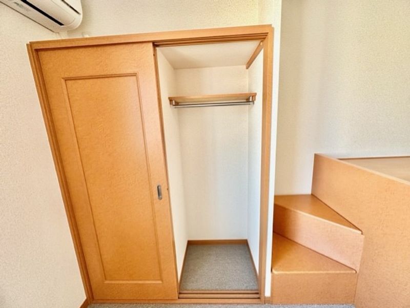 レオパレスグリーンヒル古宮 収納