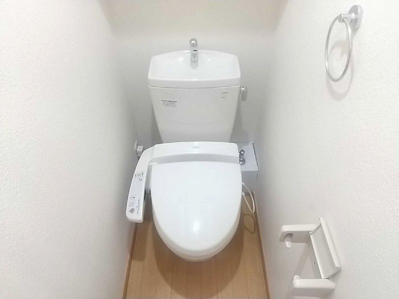 レオパレス彩 トイレ