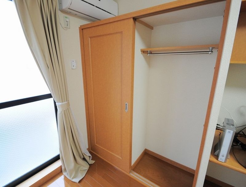 レオパレス８７４ 収納
