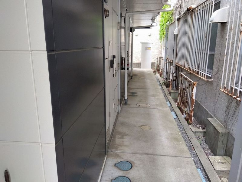 レオパレス一水 エントランス