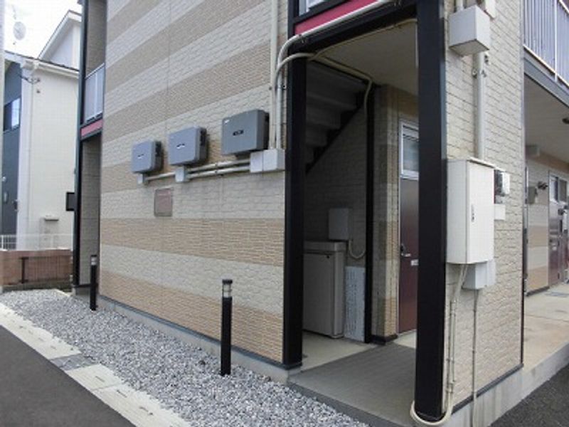 レオパレス針ヶ谷の丘 エントランス