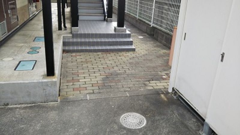レオパレスアイ エントランス