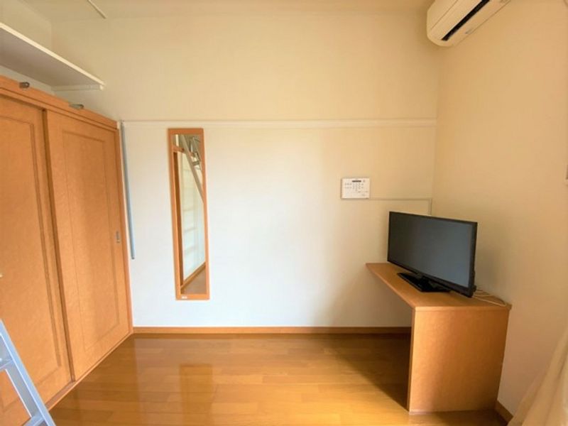 レオパレス葉月 寝室