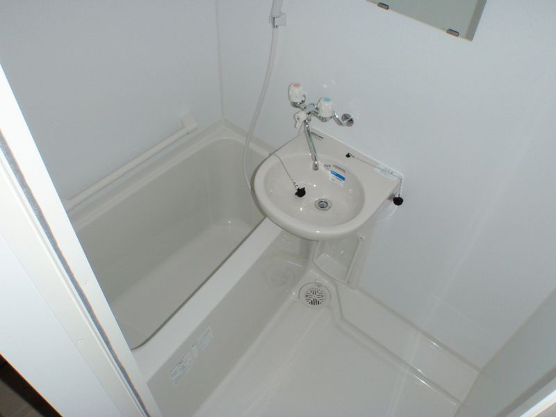 LEONEXT Tranquil Phòng tắm