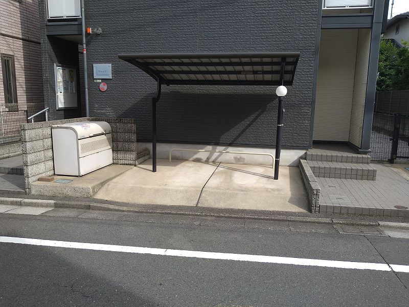 レオパレスグレシア 共用部分
