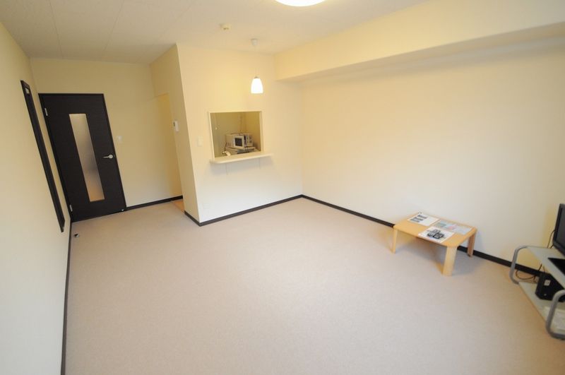 レオネクストＣＣＤ泉町 居間