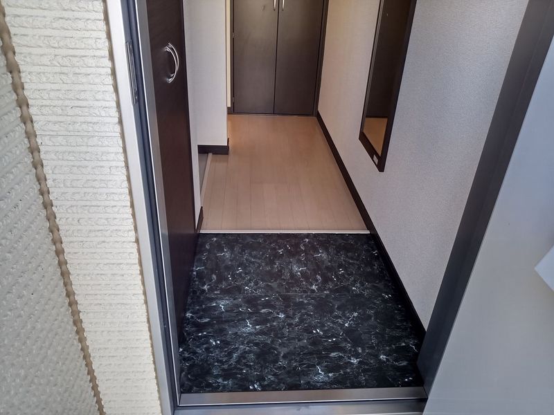レオネクストサンシャインⅤ 玄関