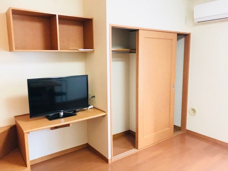 レオパレスピエスト 収納