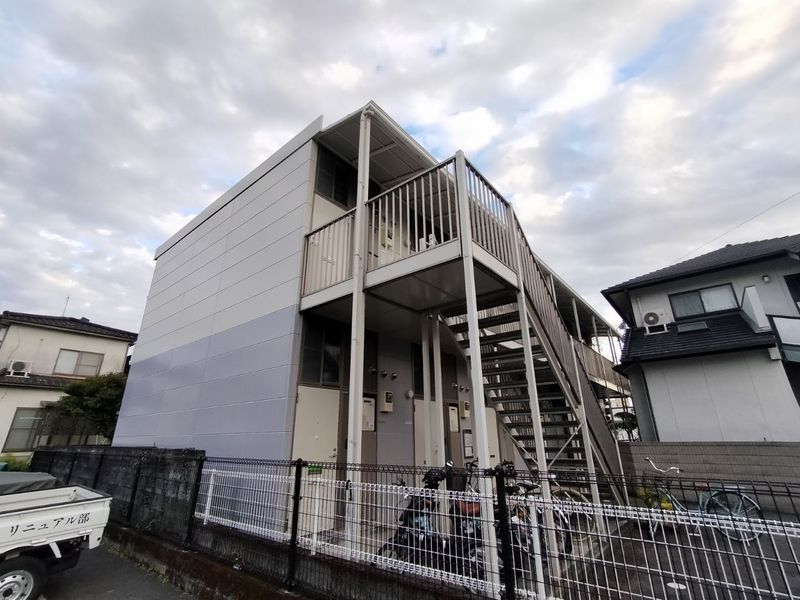 レオパレスパークサイド南熊本 外観