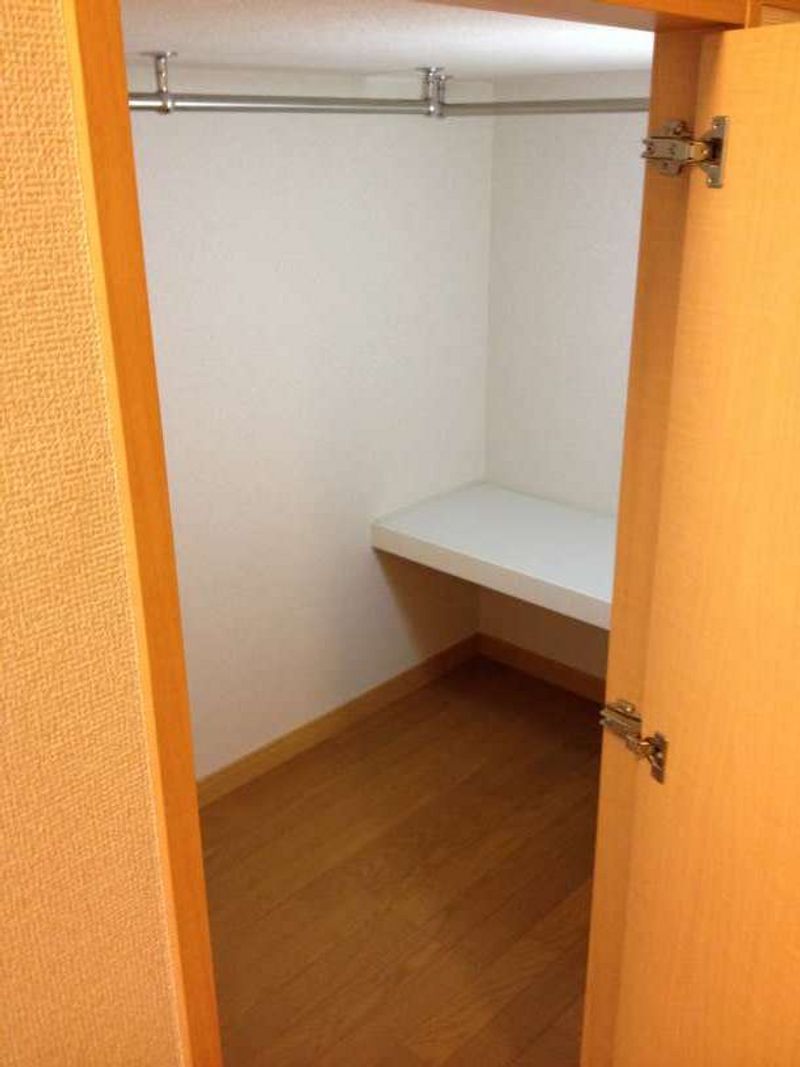レオパレスセイント東砂 収納