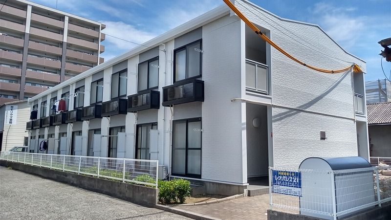 レオパレス西原 バルコニー