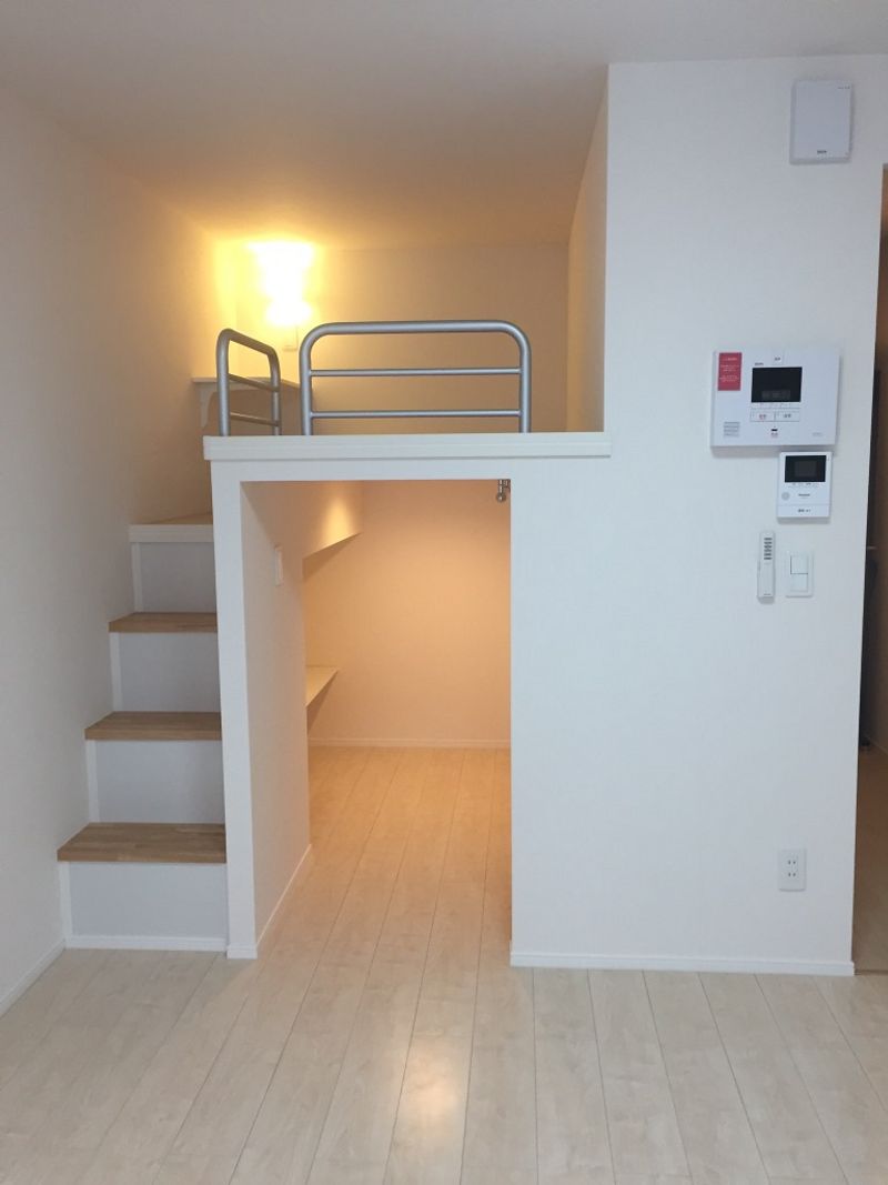 レオネクストサフラン 居間