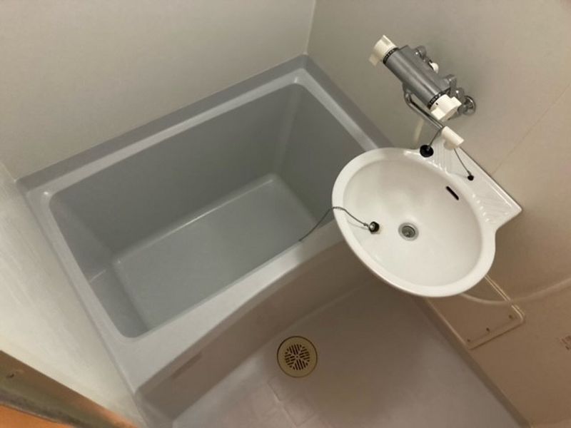 レオパレスグランデューヨシダ 風呂