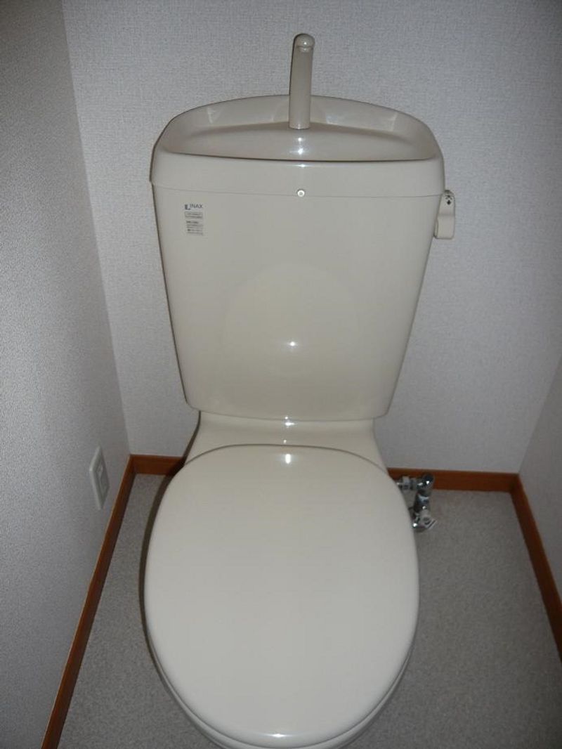レオパレス貴富彌 トイレ