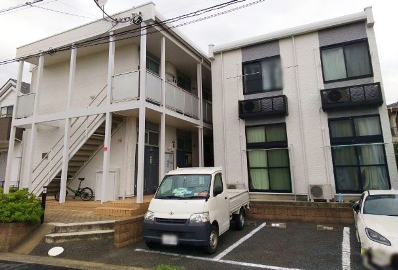 レオパレスＷｉｓｔｅｒｉａ 駐車場