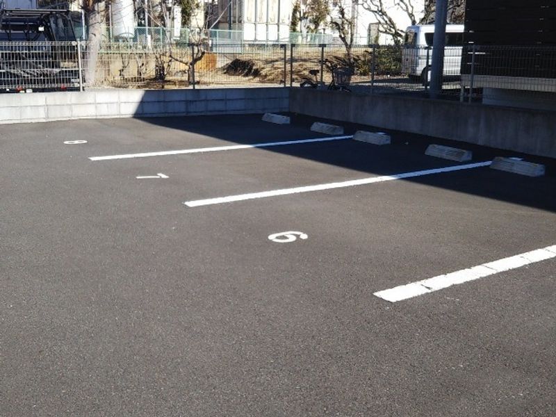 ミランダ大貫 駐車場