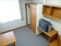 レオパレスウエノ 収納