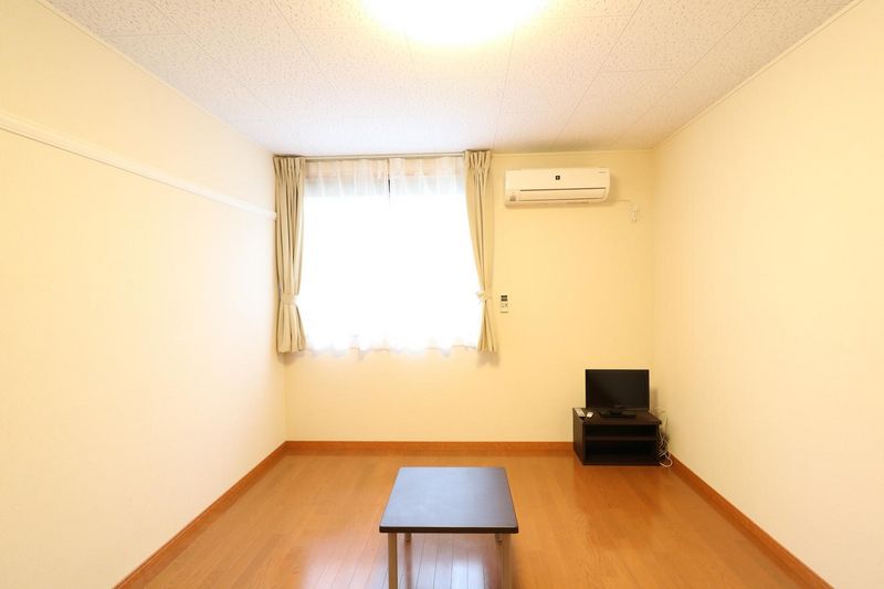 レオパレス南馬込ＥＴ 居間