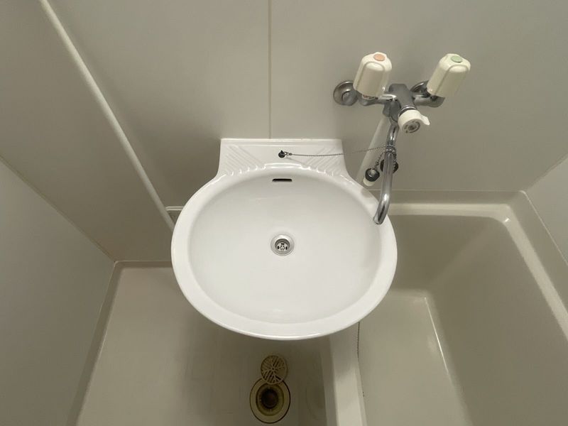 レオパレスネスト中百舌鳥Ⅱ 洗面台