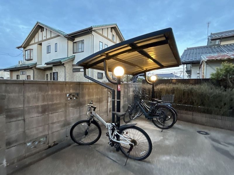 レオパレスブルームＹＫ 共用部分