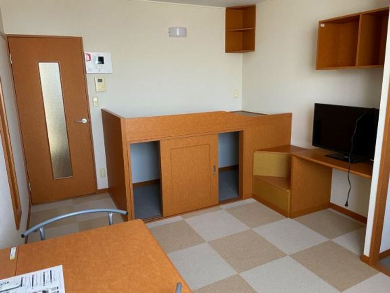 レオパレスサンサーラ 寝室