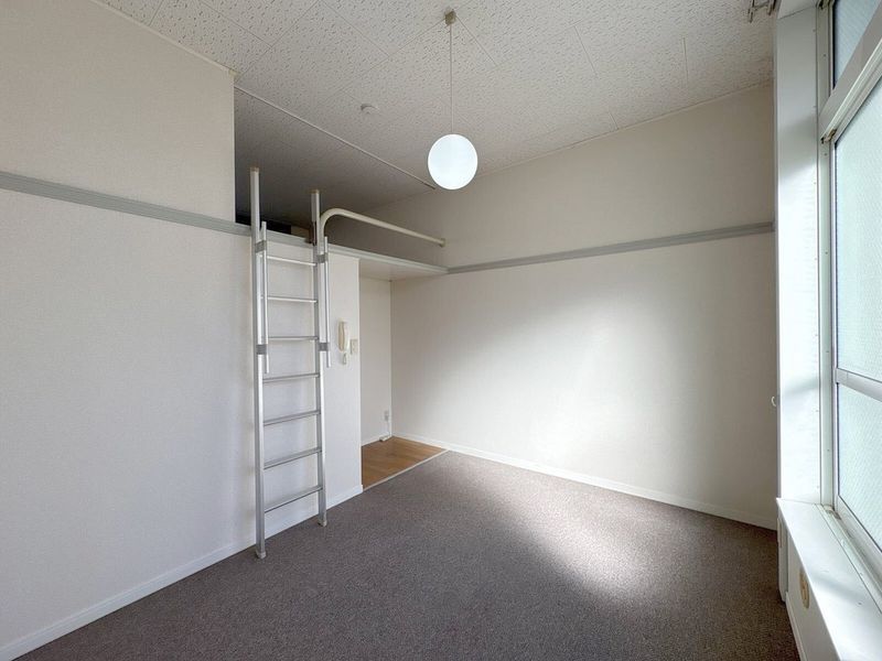 leopalace KOMATSU Living room